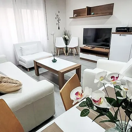 Lujoso Piso Centrico En Murcia Con 3 Habitaciones Exterior photo